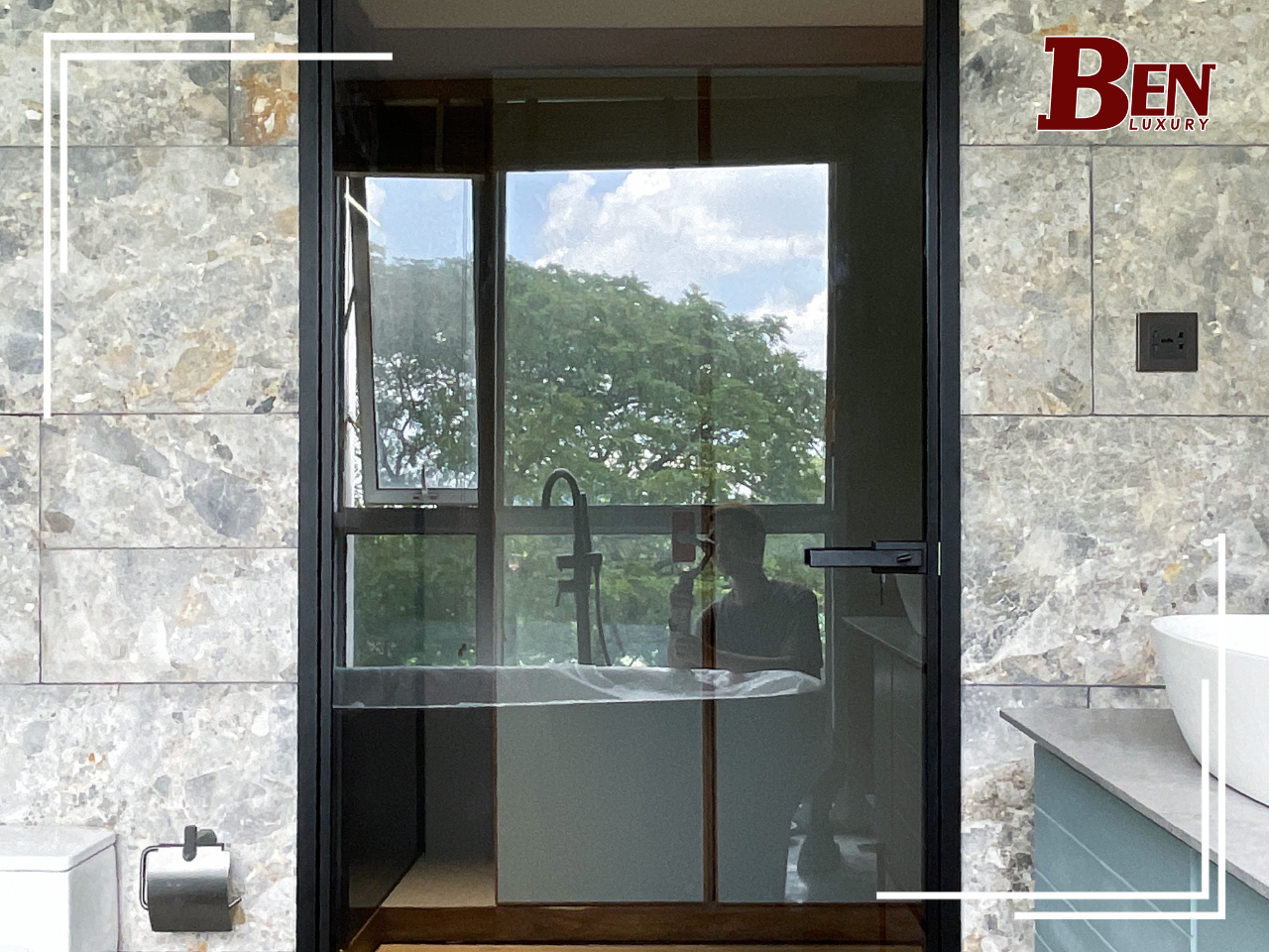 BENLuxury - Cửa Slim công trình sân bay