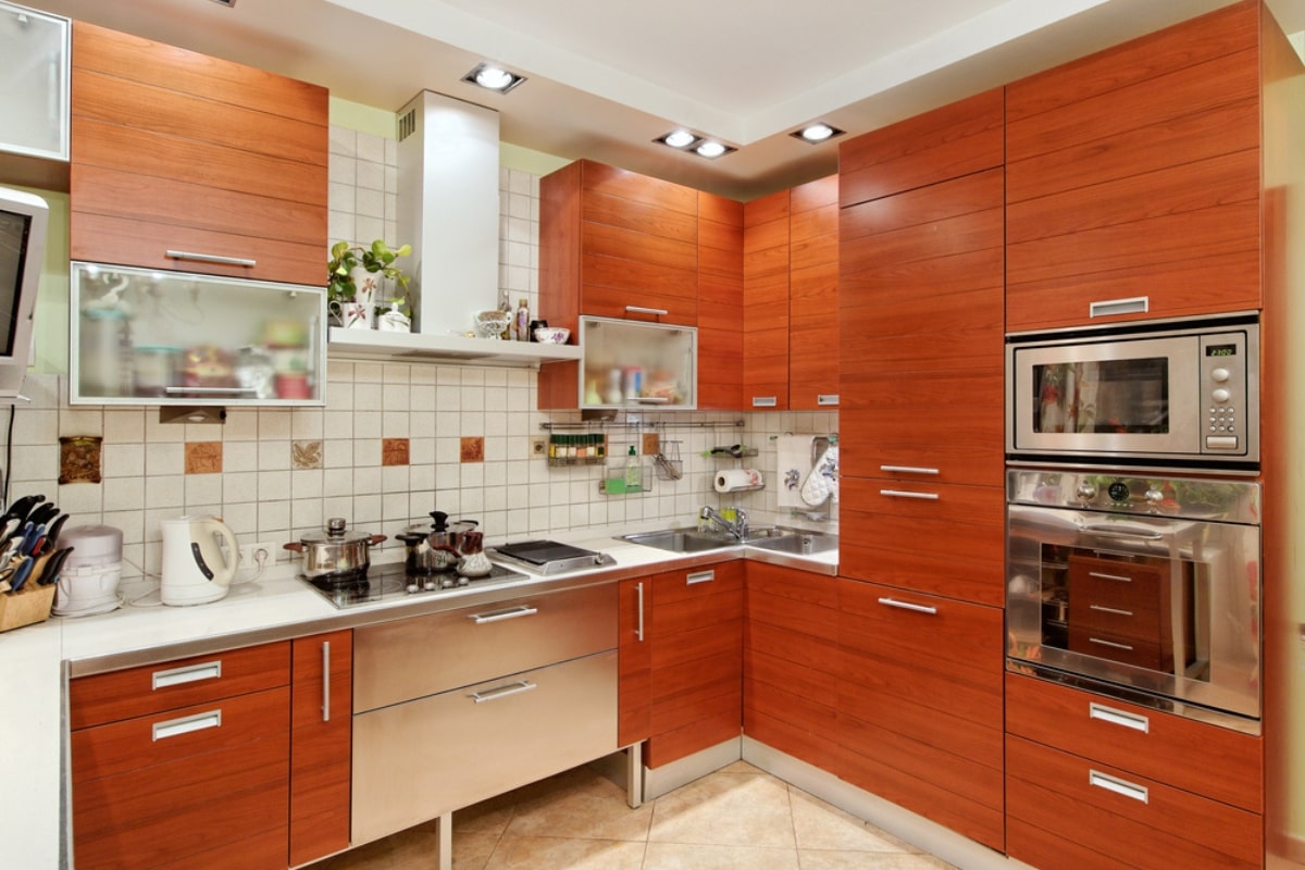 Bí quyết chọn mua tủ bếp gỗ phù hợp với không gian và nhu cầu sử dụng