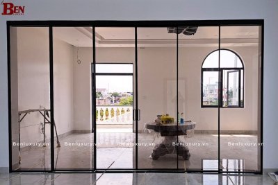 Dự Án Cửa Lùa Slim 6 Cánh Đảo Chiều Cho Showroom Tại Tây Ninh