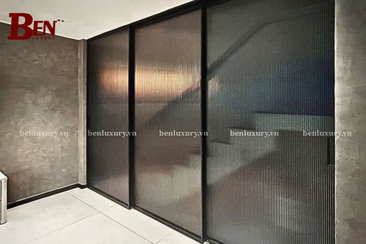 Báo Giá Chi Tiết Cửa Lùa Slim Ray Trên Không Ray Dưới Đầu Tháng 03/2025