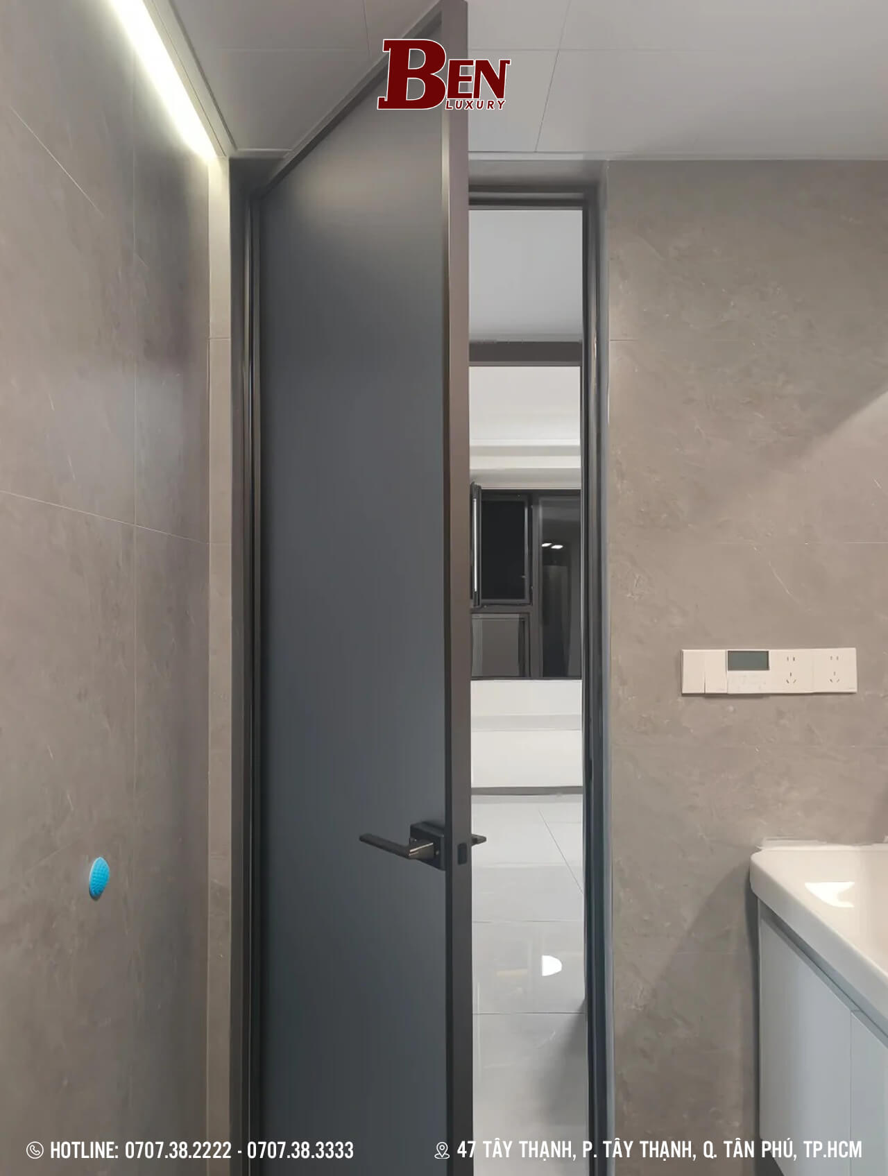 Dự án cửa nhôm Slim mở quay cho phòng tắm hiện đại