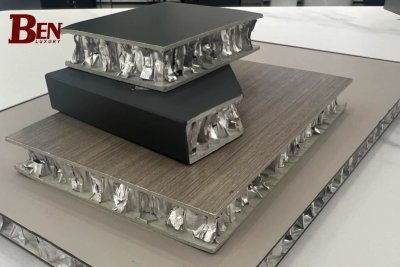 Bảng Giá Tấm Nhôm Tổ Ong Mới Nhất 2025 & 4 Lưu Ý Quan Trọng Trước Khi Chọn Mua