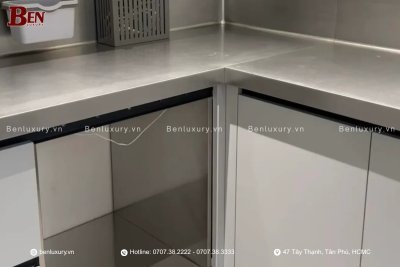 So Sánh Tủ Bếp Inox Vân Xước 1 Lớp Và 3 Lớp: Nên Chọn Loại Nào Cho Bền Đẹp?