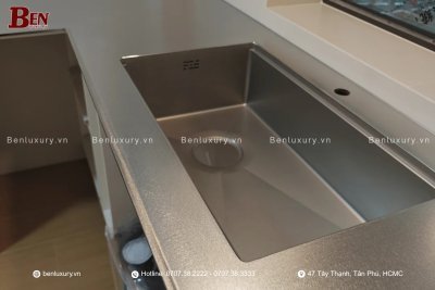 Tủ Bếp Inox 304 Vân Caro - Giải Pháp Bền Đẹp Cho Không Gian Bếp Hiện Đại