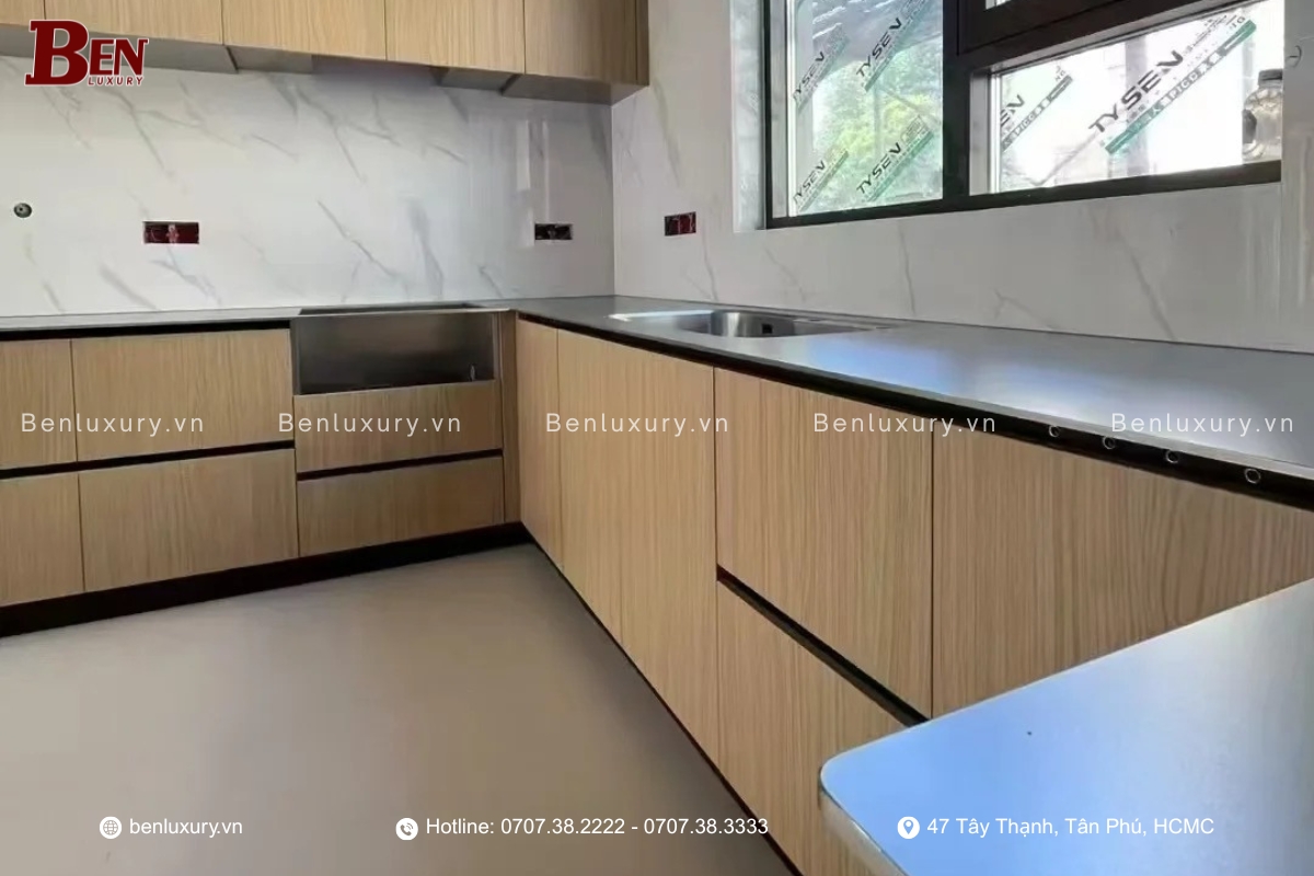tu bep inox 304 van xuoc co ben khong  khac gi so voi van caro 2