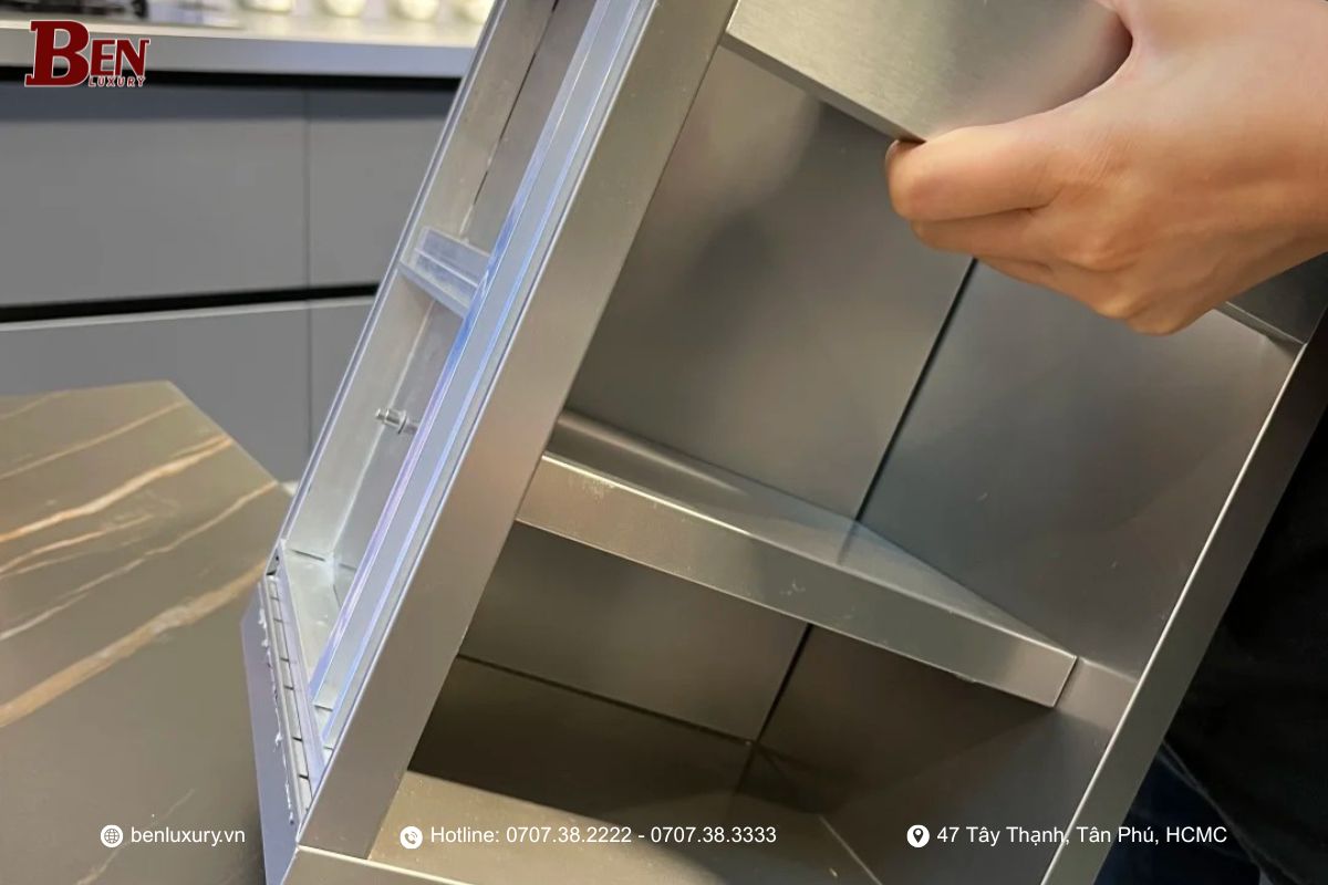 Kích Thước Tủ Bếp Inox Có Ảnh Hưởng Đến Giá Thành Không?