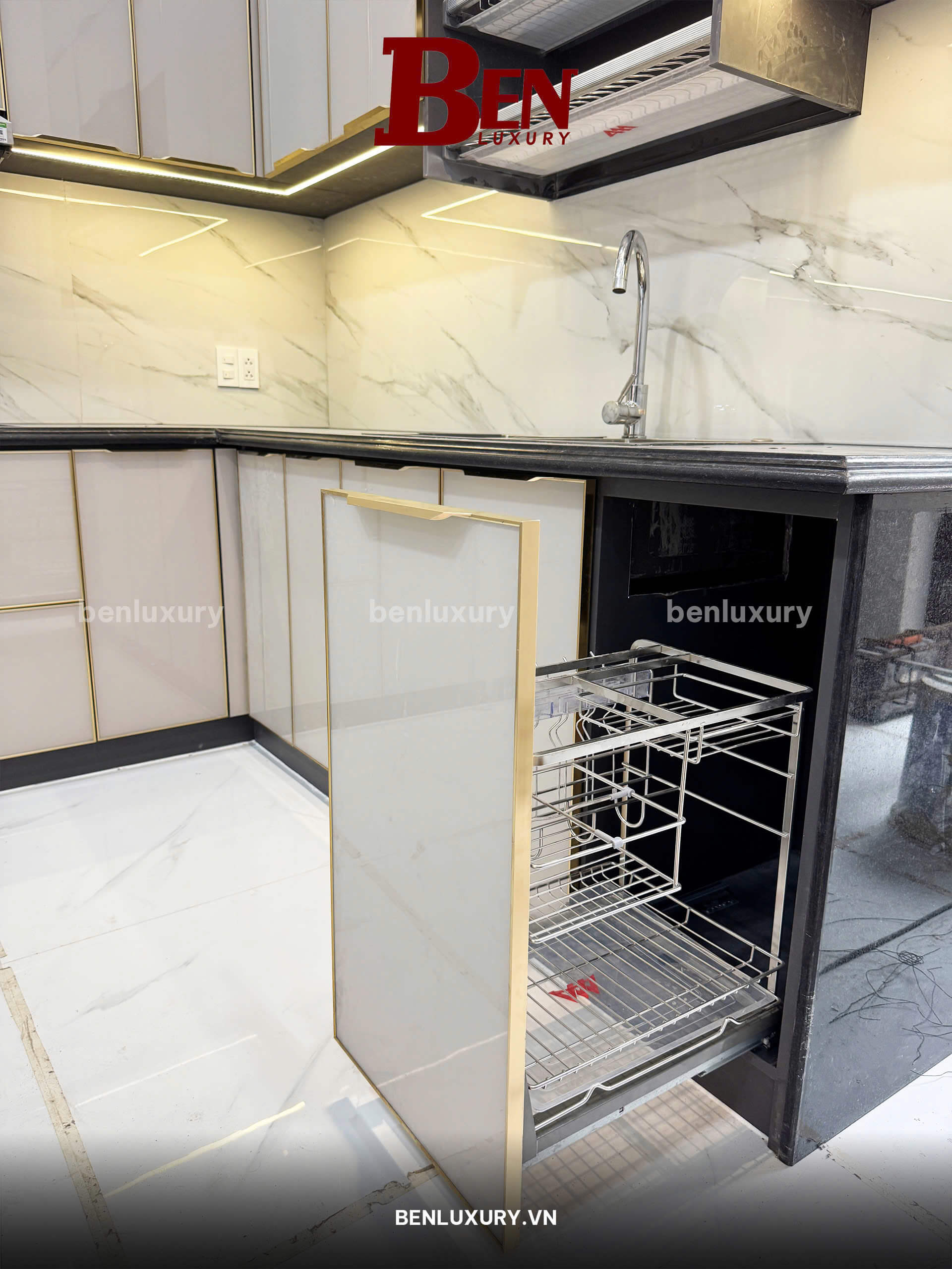 net dep toi gian voi tu bep nhom nguyen tam canh kinh mau be 3