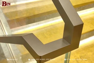 Vệ Sinh Tay Vịn Inox 304 Đúng Cách – Bí Quyết Giữ Cầu Thang Luôn Bóng Đẹp, Không Xước