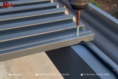 Tấm Lợp Nhôm Cách Nhiệt PU - Giải Pháp Giảm 10°C & Chống Ồn Tuyệt Đối (2025)