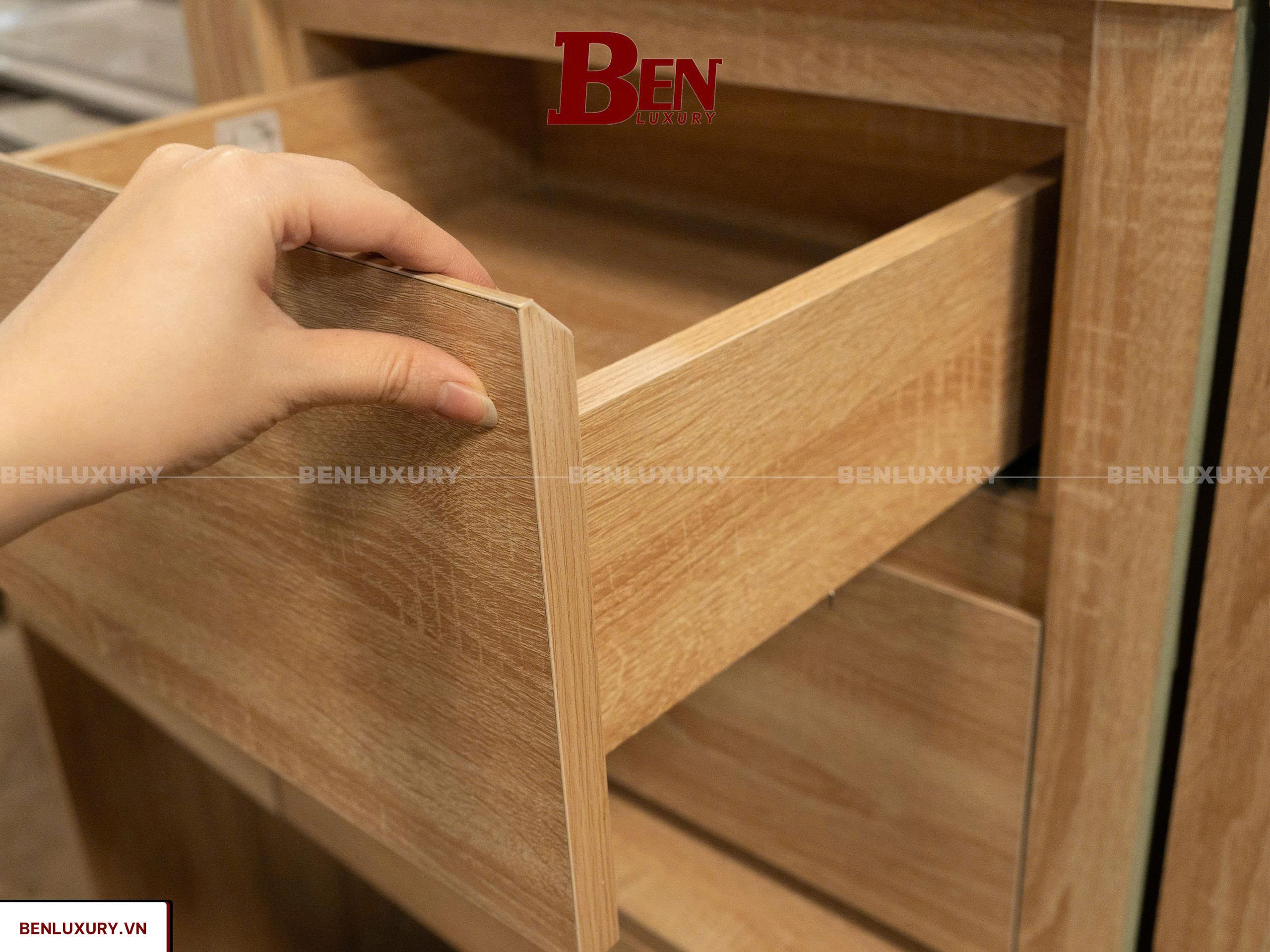 hoan thien ban go mdf loi xanh chong am phu melamine tai xuong 4