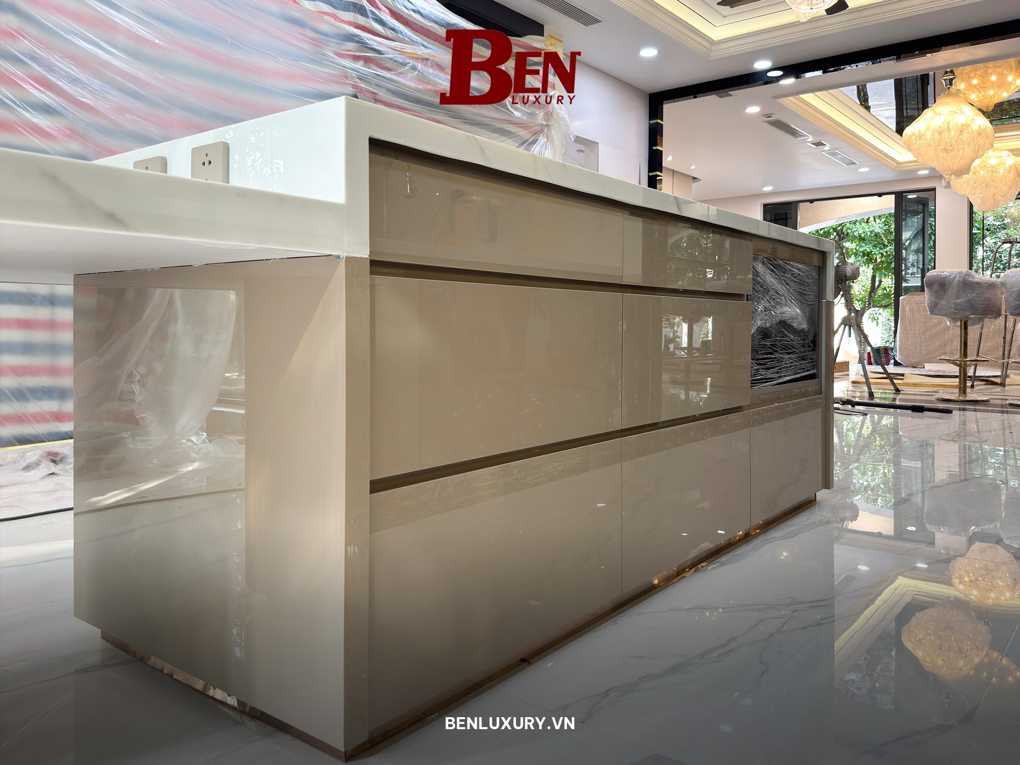 hoan thien bo tu bep canh kinh tone trung tinh cao cap sieu sang 5