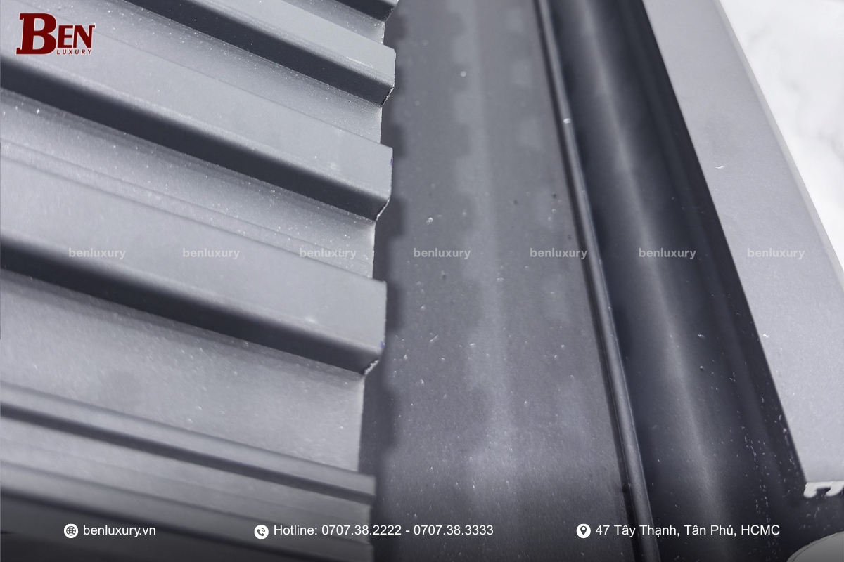 so sanh mai lop nhom loi rong vs benluxury pu nen chon loai nao cho nha pho 2026 7