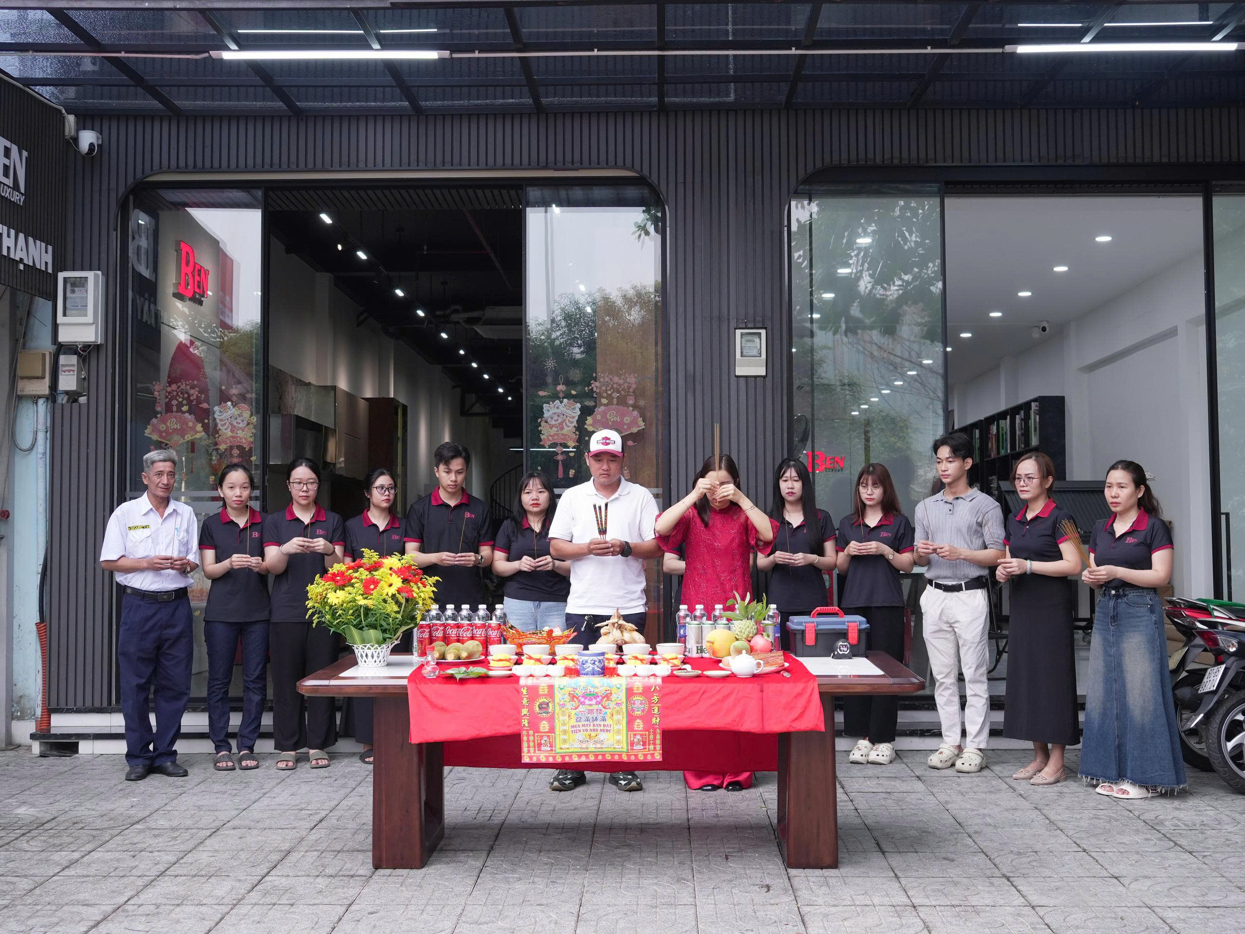 le cung via than tai mung 10 via than tai nam binh ngo 2026 5