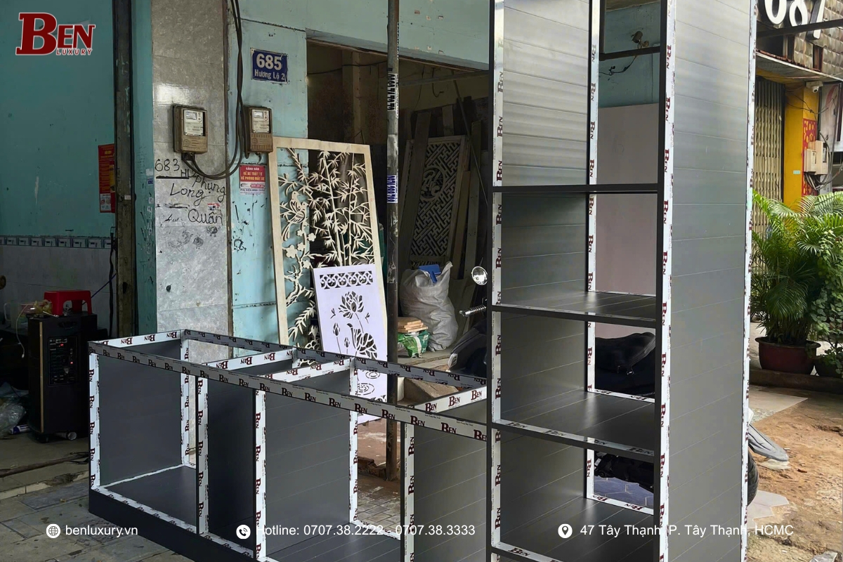 tam nhom cai tien phu hop bep nho tiet kiem hay bep lon chu l u