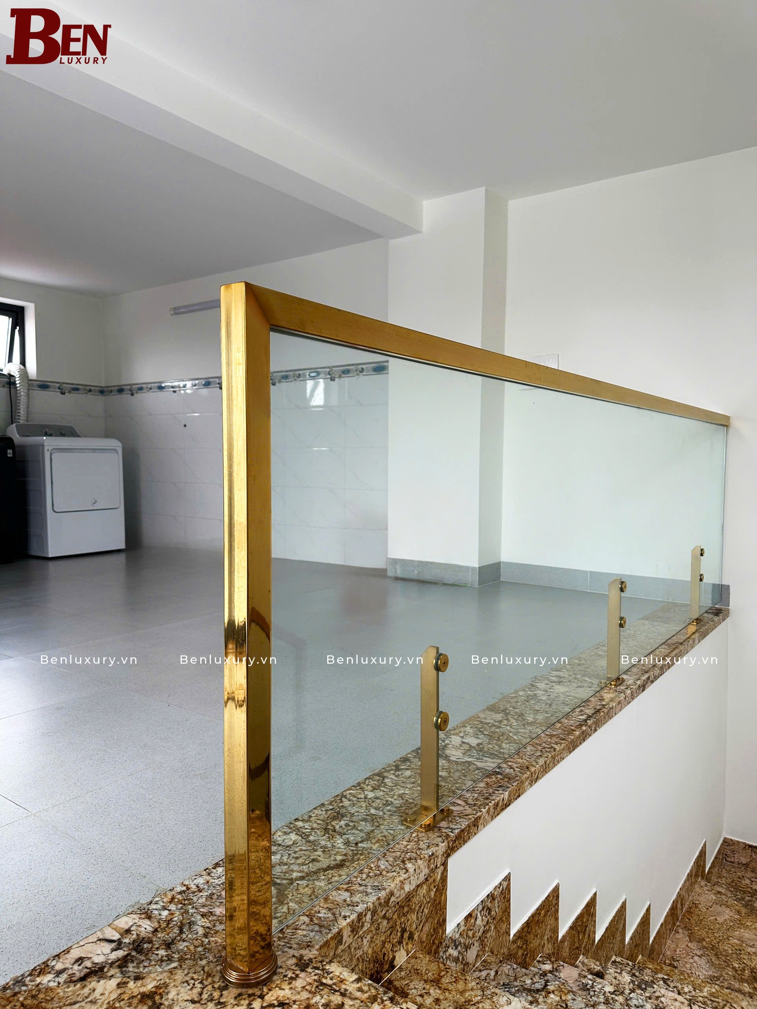 top 8 ly do nen chon tay vin inox 40x40 3d cho cong trinh lon 6