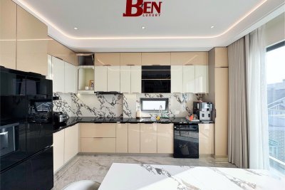 Hoàn Thiện Bộ Tủ Bếp Nhôm Nguyên Tấm Xám Chì Đẹp Lung Linh