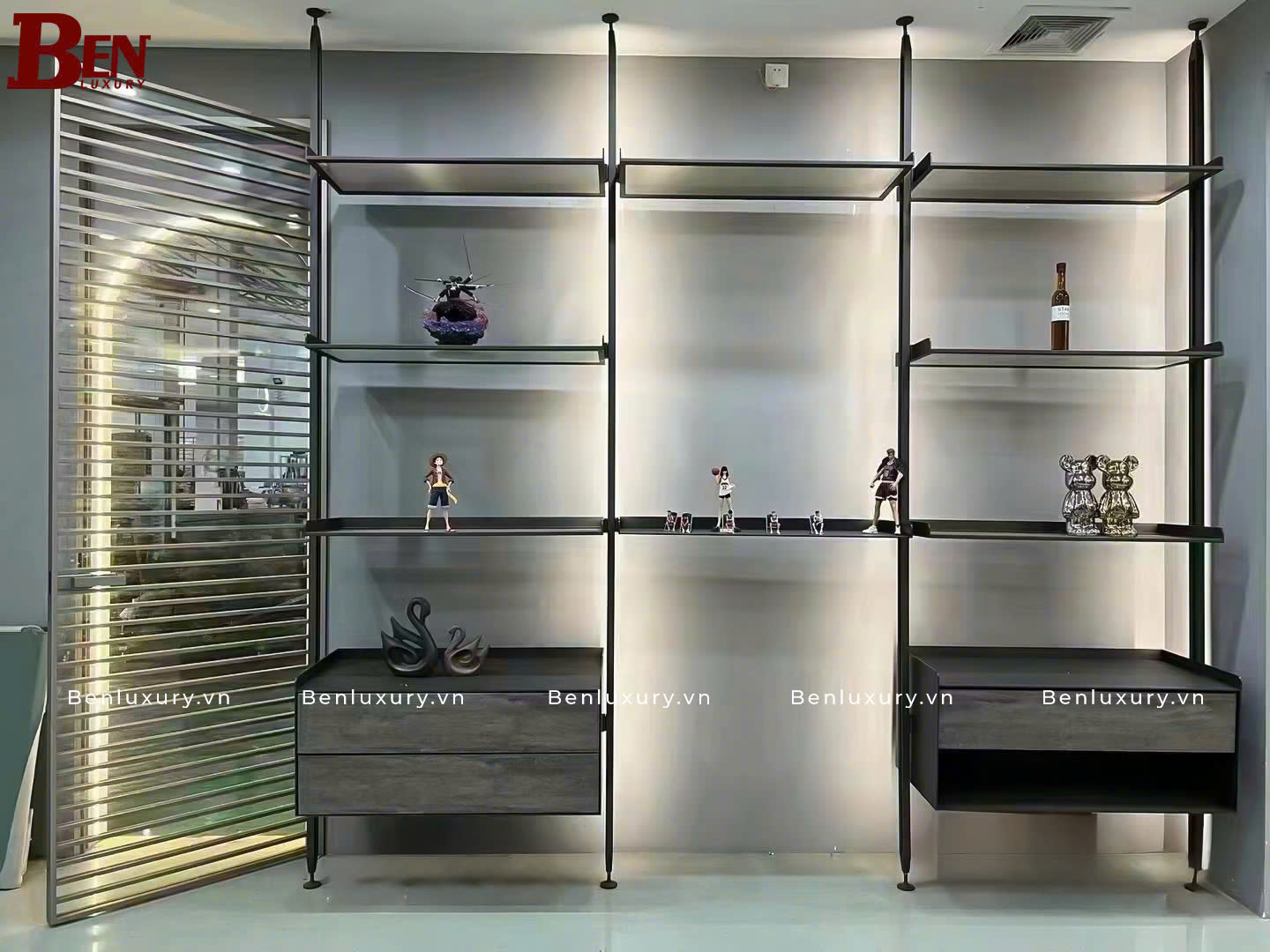 Kệ Nhôm Decor Khác Gì Kệ Gỗ? Có Đáng Tiền Không Khi Làm Kệ Trang Trí Nhà Bạn?