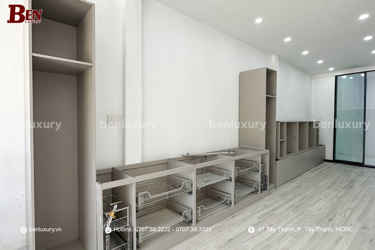 bao gia dai ly he nhom tam va to ong benluxury moi nhat thang 4 2026 3