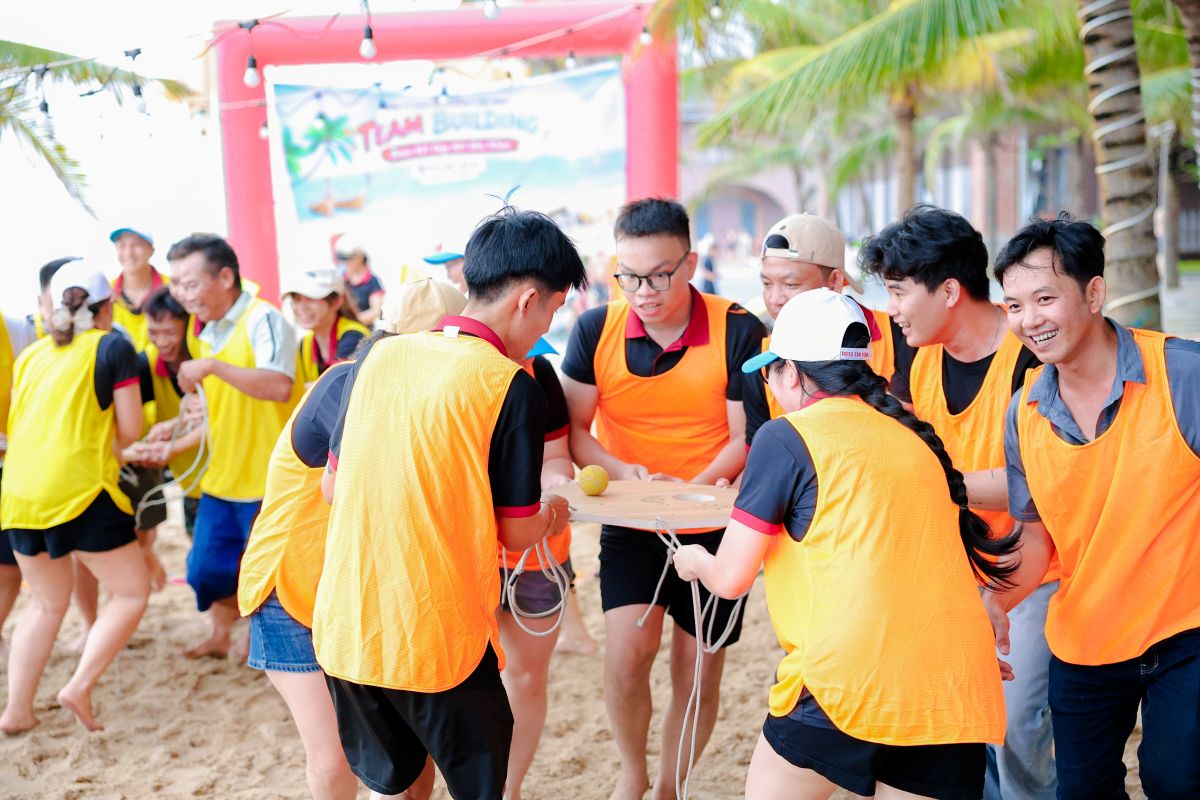chay het minh voi company trip tam gac cong viec ket noi tam giao 16