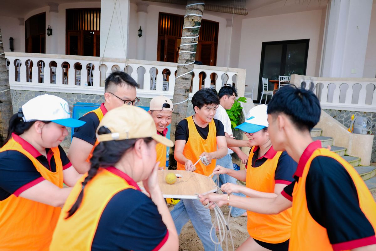 chay het minh voi company trip tam gac cong viec ket noi tam giao2